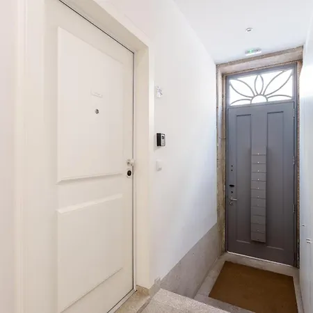 Viva Joao Iv Apartment